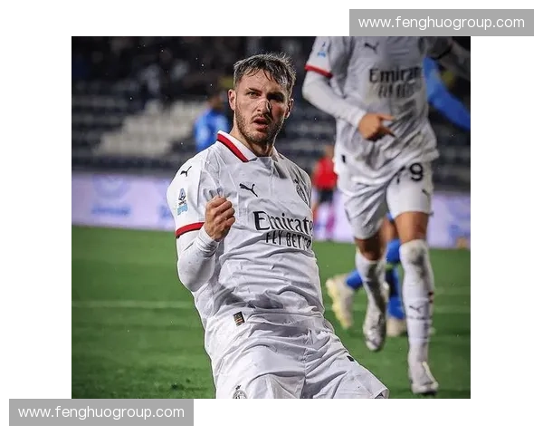 意大利足坛两强对决：ac米兰与国际米兰力争冠军 hegemony